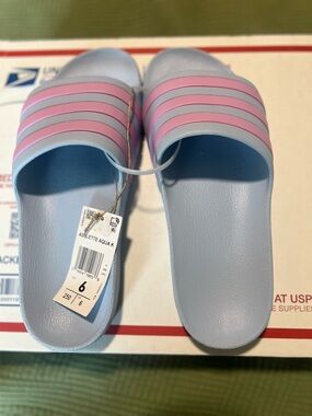 Adidas Adilette Aqua Kids Slide Sandals Blue/Pink Stripe Size 6 Boys Summer